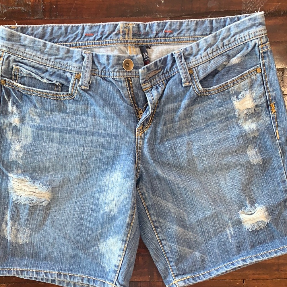 Women’s jean shorts